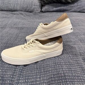 Vans Men's Beige and Tan Sneakers